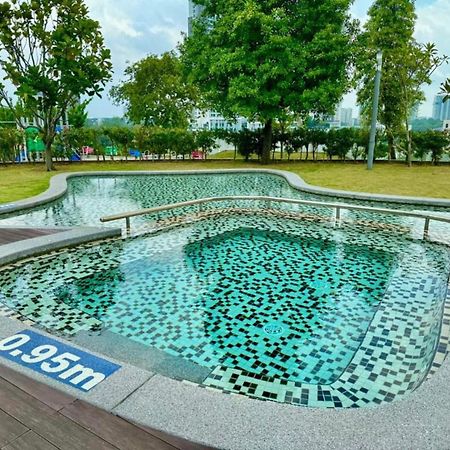Studio, Cyberjaya, Netflix, Wifi, Free Parking, 3030 Экстерьер фото